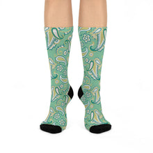 Load image into Gallery viewer, Sage & Paisley Golf Set